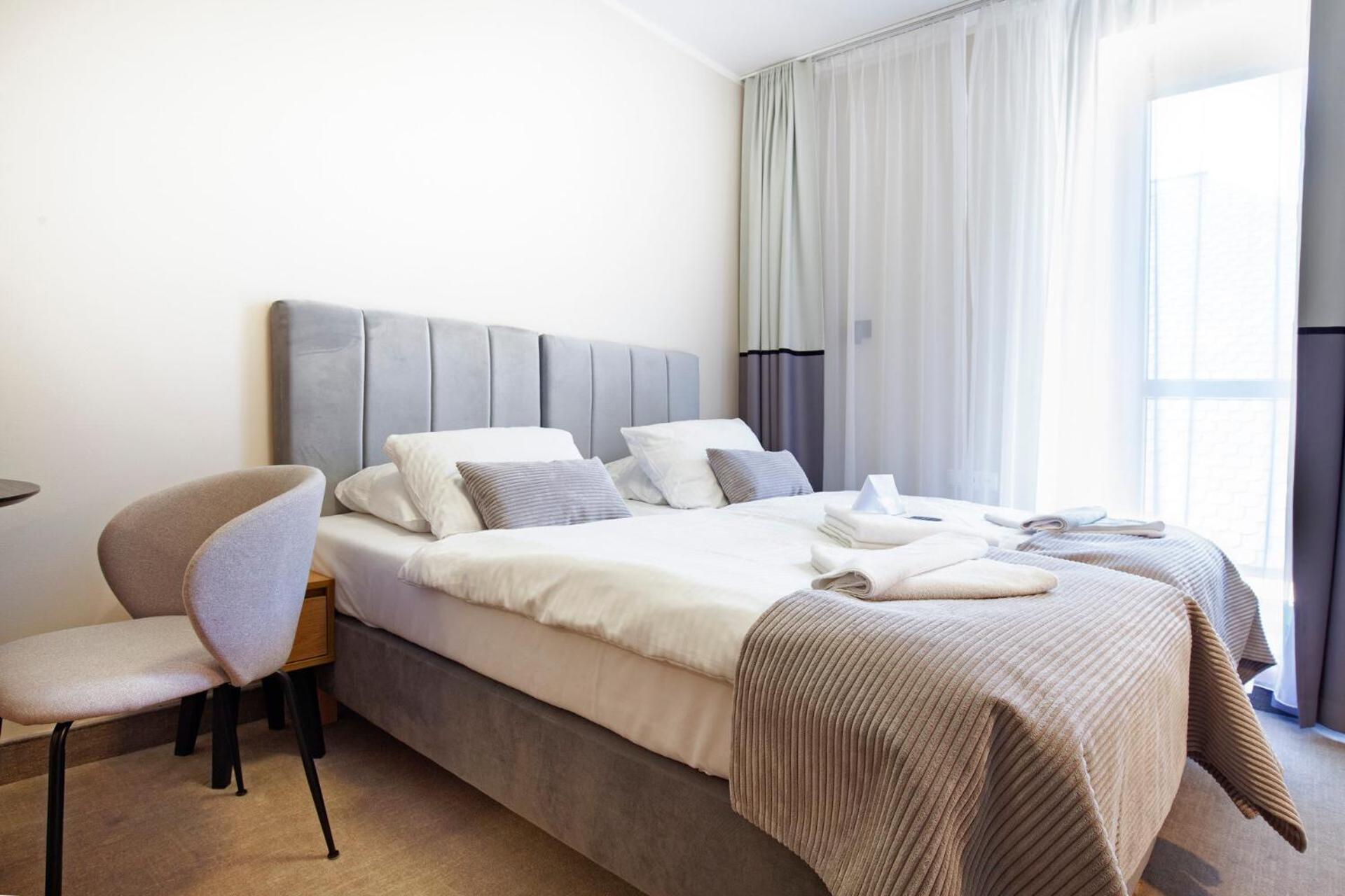 Holimo Hotel Строне-Слёнске Экстерьер фото